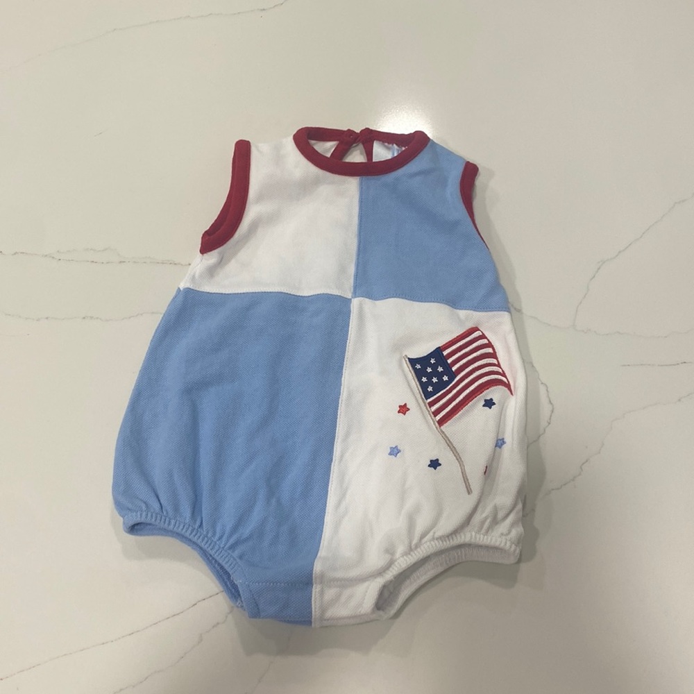 Little English bubble. Size 3 month.